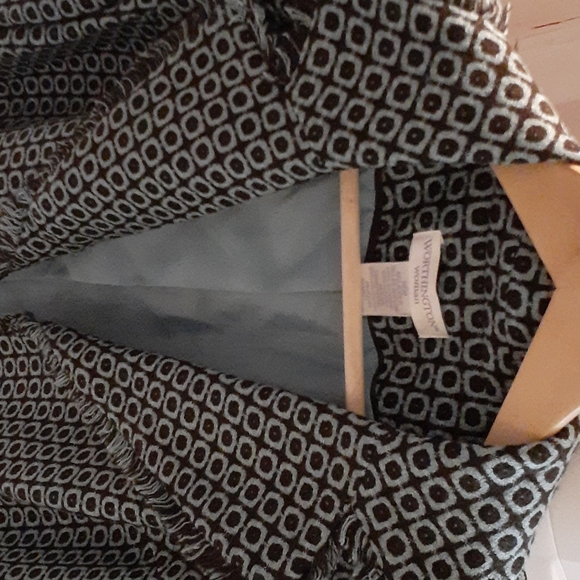 Jacket - Picture 8 of 8